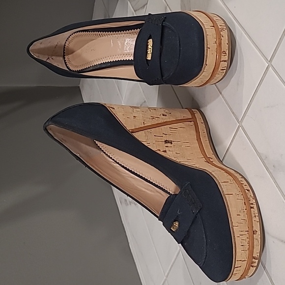 CHLOE AUTHENTIC 8 - Picture 2 of 10